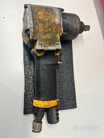 Avvitatore pneumatico atlas copco