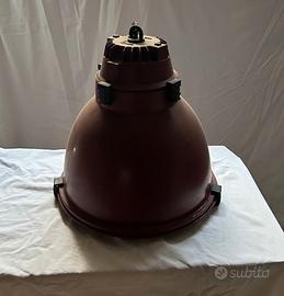 Lampada da appendere Rossa