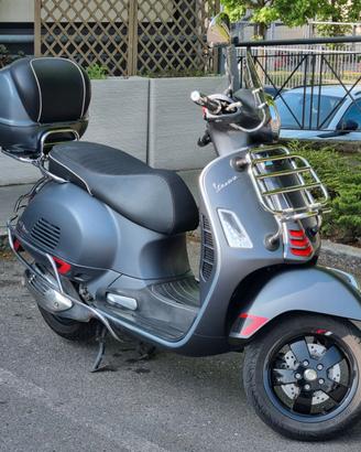 Piaggio Vespa GTS 300 Hpe Super - Abs