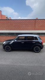 MINI Countryman Cooper D ALL4 Automatica