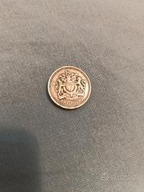 moneta 1983 rara regina Elisabetta 2 One puond.