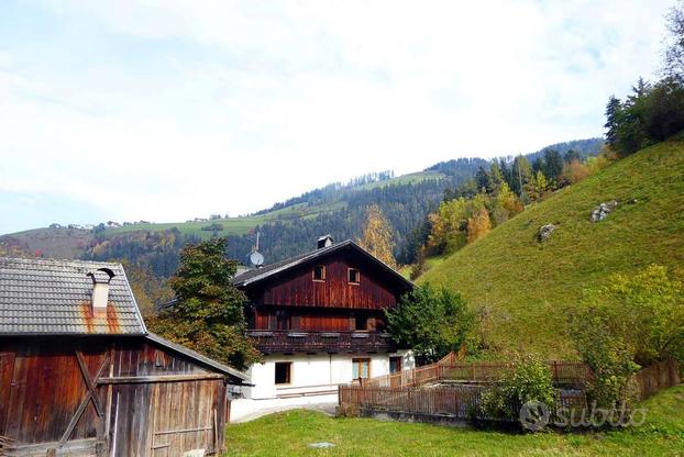 Il vostro rifugio con giardino privato a Luson