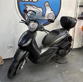 Piaggio Beverly 350