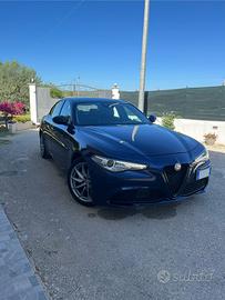 Alfa Romeo Giulia 2.2 150cv AT8 Super