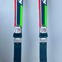 Sci e scarponi da bambino