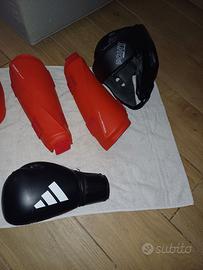 attrezzatura da kickboxing