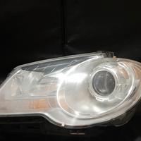 faro davanti sinistra auto wolsvagen touran  2010 