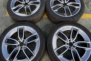 Cerchi usati raggio 22 per Mercedes ML