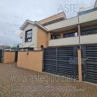 Villa o villino Roma [A4336884]