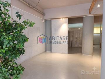 Immobile di 160 m² a Livorno