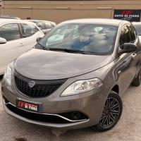 Lancia Ypsilon 1.0 Hybrid Gold CAR PLAY