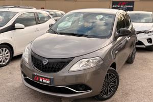 Lancia Ypsilon 1.0 Hybrid Gold CAR PLAY