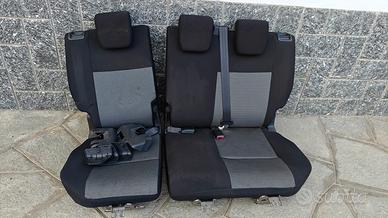 sedili posteriori fiat sedici