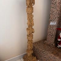 Colonna antica per arredamento