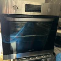 Forno Samsung multifunzione classe A