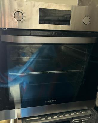 Forno Samsung multifunzione classe A