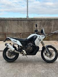 Yamaha t700