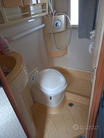 camper da 4 posti marca Laica panelli 