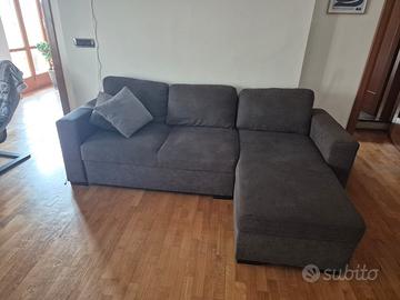 Divano angolare con chaise longue