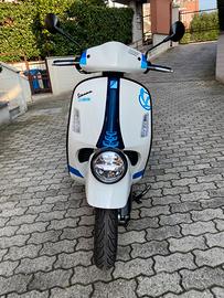 Vespa GTV 300 Anniversary 140th - targa 146 (n.6)