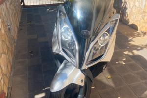 Kymco downtown 300i