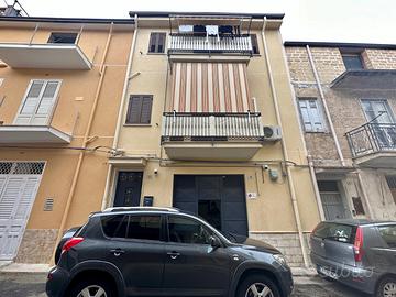 Locasi appartamento non arredato