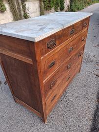 mobile in legno massello 