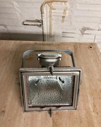 PROIETTORE PER ESTERNO