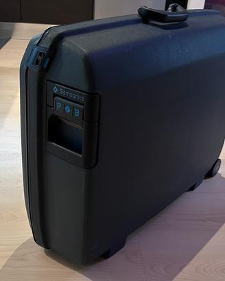 Valigia rigida Samsonite Oyster anni ’90