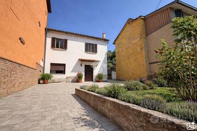 5 LOCALI A NARNI