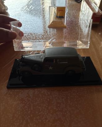 Modellino Auto Packard 1937 Militare Solido 1/43