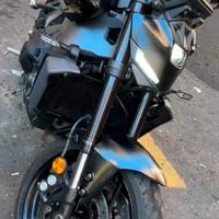MT 09 y-amt 2025