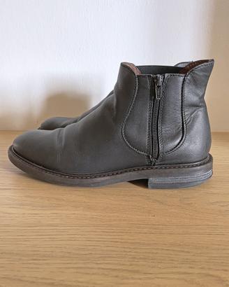 Stivali scarpe Frau n. 42