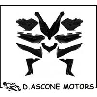 Kit carene nere XMax 125 250 400 NERO LUCIDO 2014 