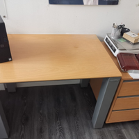 SCRIVANIA RETTANGOLARE + CASSETTIERA