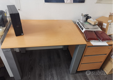 SCRIVANIA RETTANGOLARE + CASSETTIERA