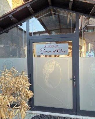 Attività / Licenza di 1320 m² con più di 5 locali 