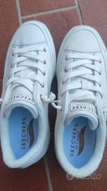 Skechers Arch Fit Arcade on My Way