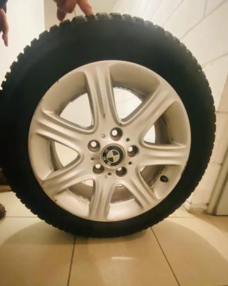 Set 4 gomme nuove con cerchioni