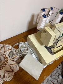 Taglia e cuci PFAFF Hobbylock 786 Electronic (4 fi