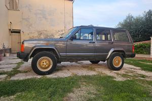 Jeep Cherokee XJ 4.0 limited 