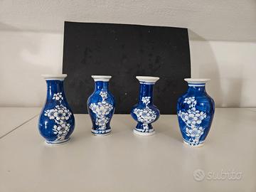 4 Vasetti in ceramica blu