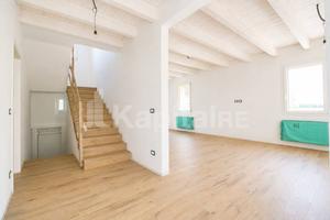 Villa di 220 m² con più di 5 locali a Castenaso