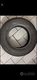 Due gomme Pirelli
