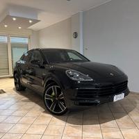 Porsche Cayenne Coupé 3.0 V6 E-Hybrid FULL