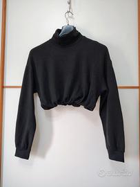 Felpa crop a collo alto nera