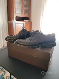 scarpe derby nero liscio Doucal's