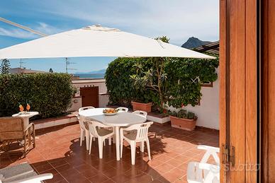 S.Vito,spiaggia a120mt,e vista panoram. sul golfo