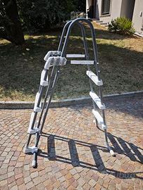 Scaletta Intex per piscine da 1m