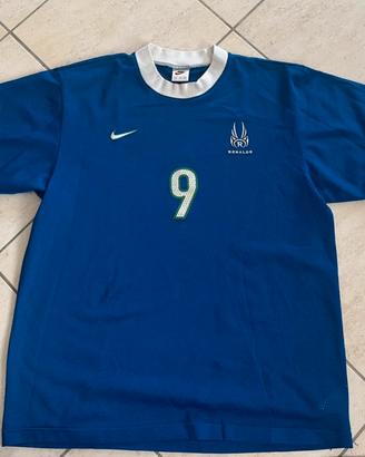 Vintage Nike Ronaldo R9 90s away jersey